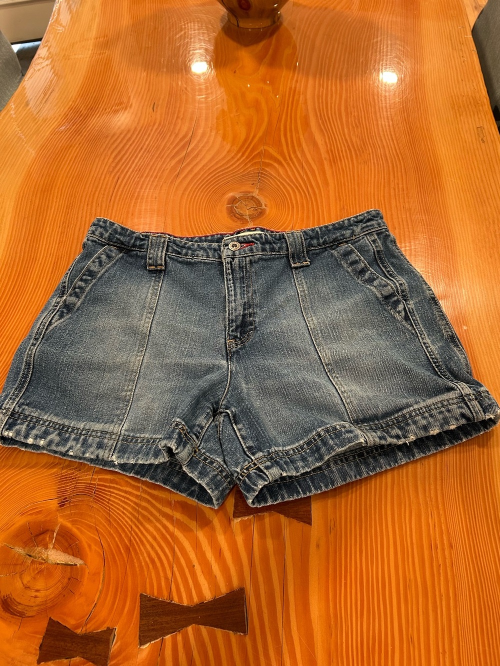 Tommy Hilfiger jean shorts - Size 12